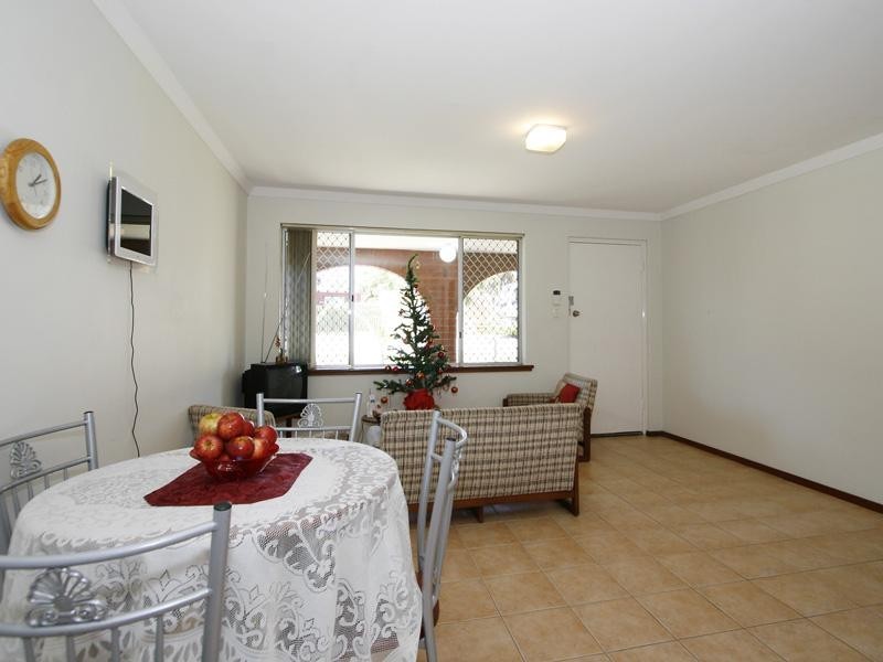 77b Crandon Street, Gosnells WA 6110