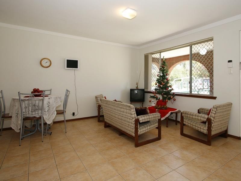 77b Crandon Street, Gosnells WA 6110