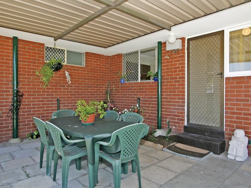 77b Crandon Street, Gosnells WA 6110