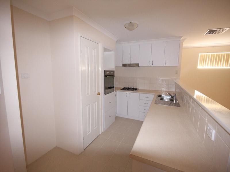 Unit 10/405 Railway Avenue, Armadale WA 6112