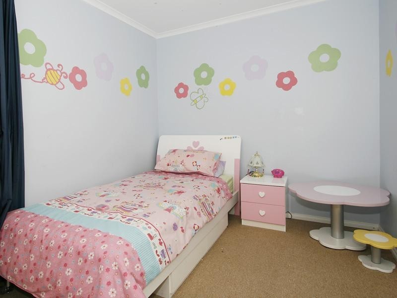 2 Emery Cove, Gosnells WA 6110