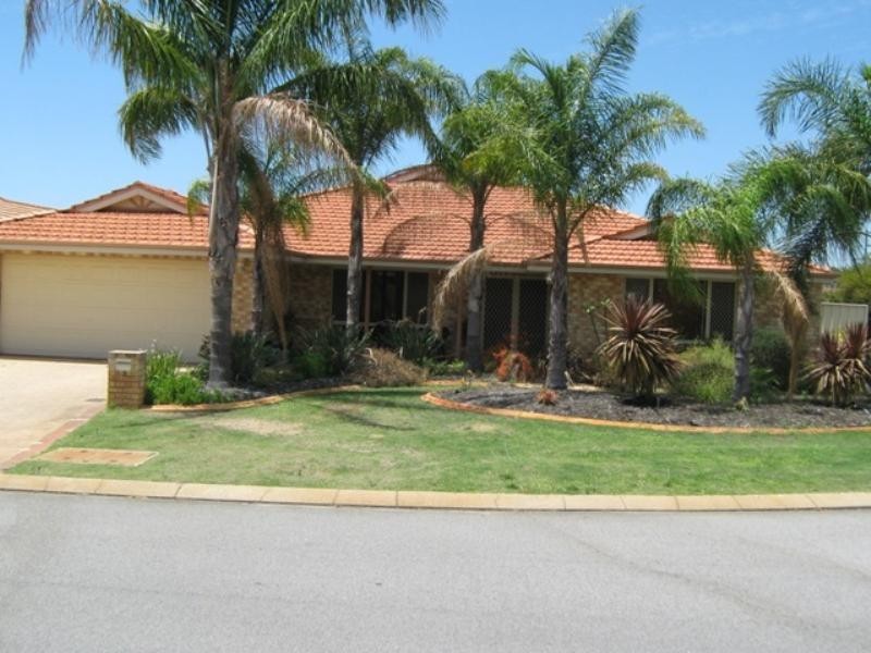 13 Engleswood Arcade, Canning Vale WA 6155