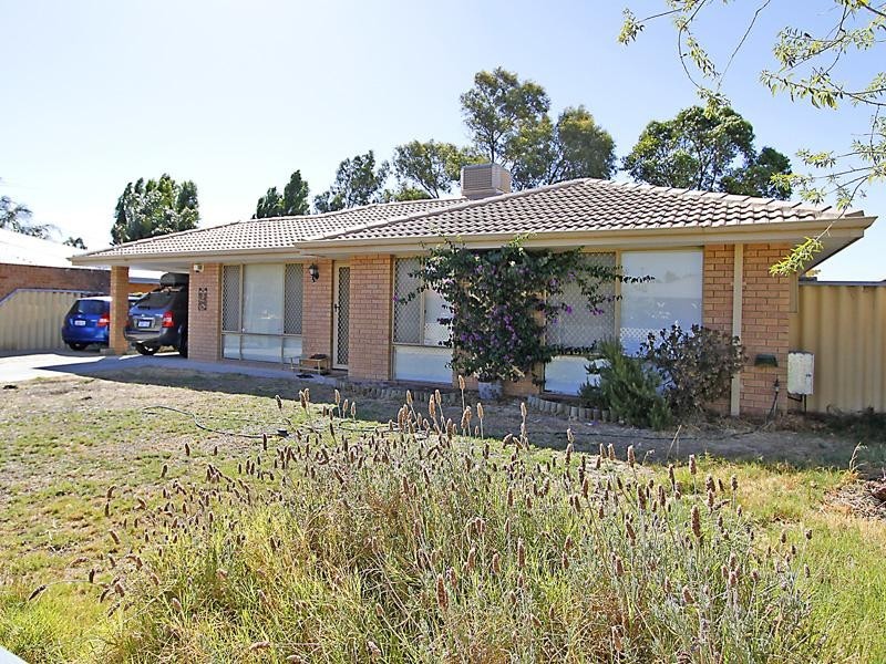 13 Nyandi Court, Thornlie WA 6108