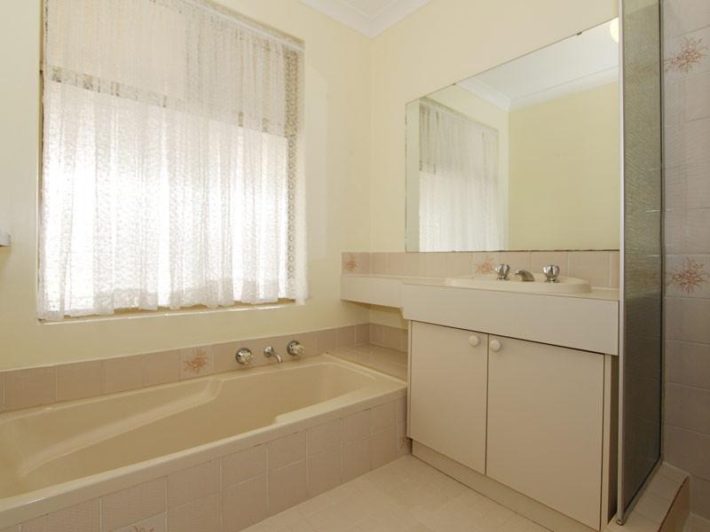 45 Mandarin Way, Seville Grove WA 6112