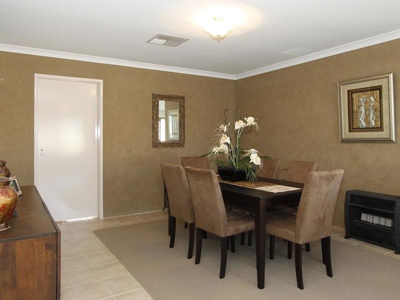 1 Sandmartin Drive, Southern River WA 6110
