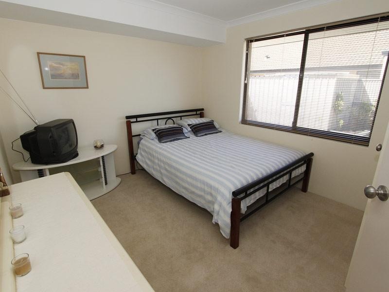 1 Sandmartin Drive, Southern River WA 6110