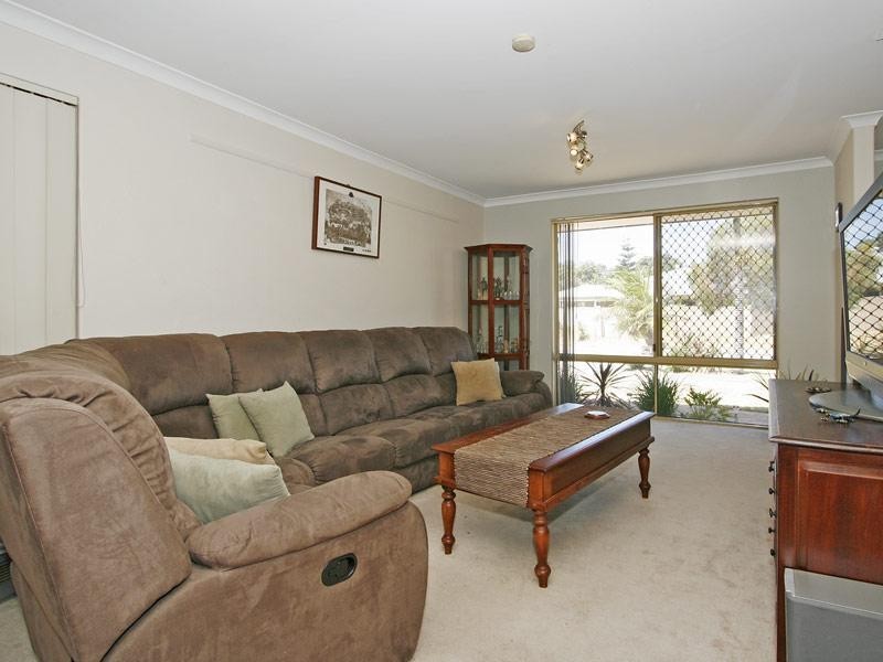 47 Nyandi Court, Thornlie WA 6108