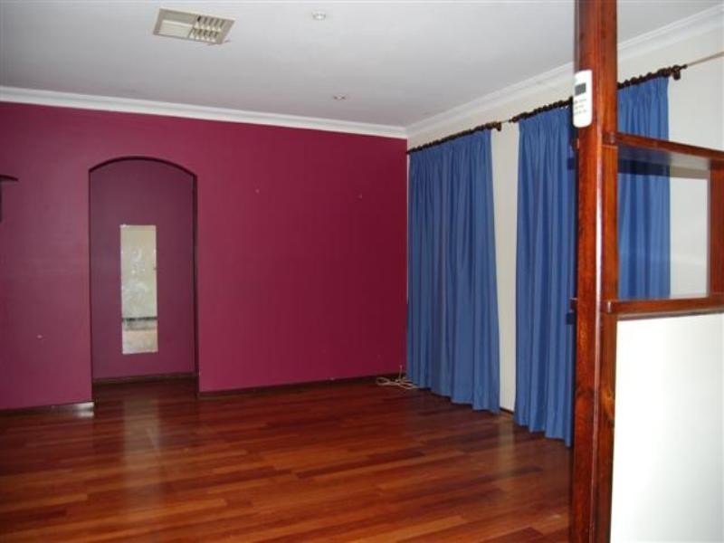 14 Lyminge Street, Gosnells WA 6110