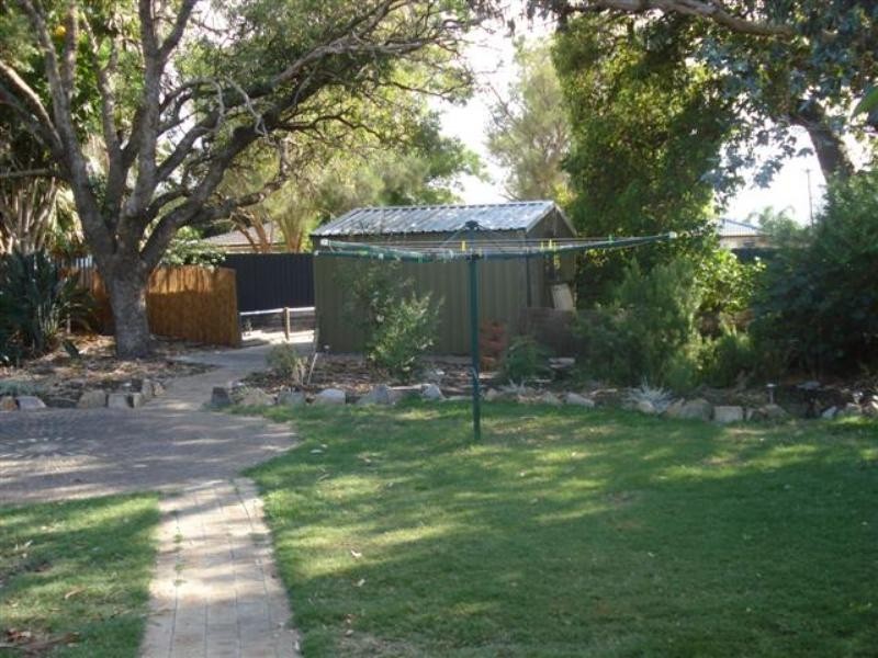 54 Orlestone Street, Gosnells WA 6110