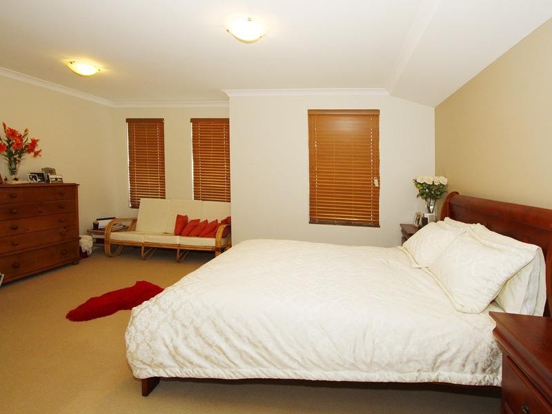 61 Froudist Circle, Southern River WA 6110