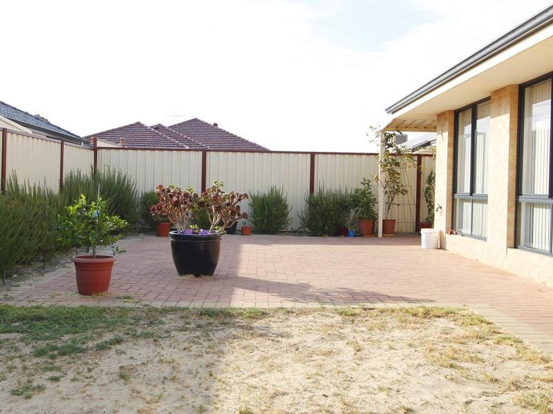 61 Froudist Circle, Southern River WA 6110