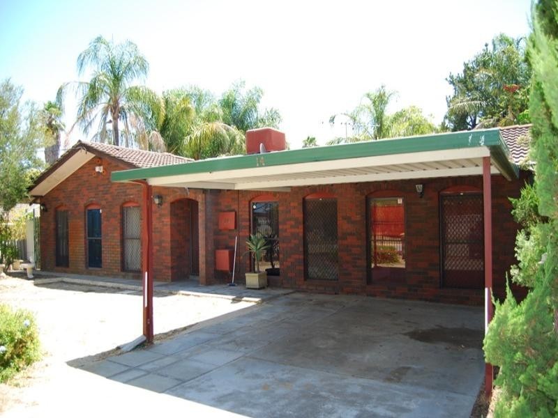 14 Lyminge Street, Gosnells WA 6110