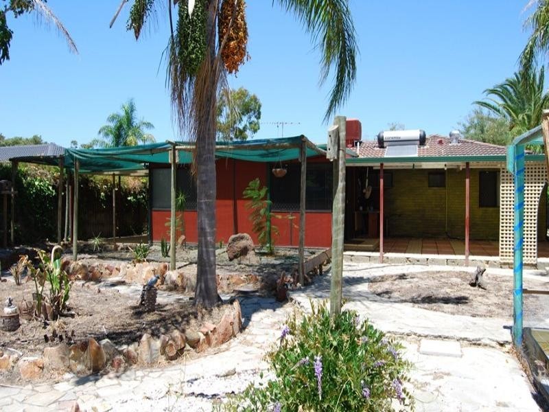 14 Lyminge Street, Gosnells WA 6110