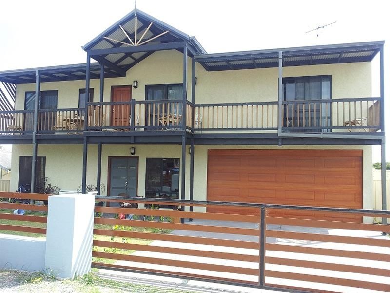 6 Siesta Street, Preston Beach WA 6215