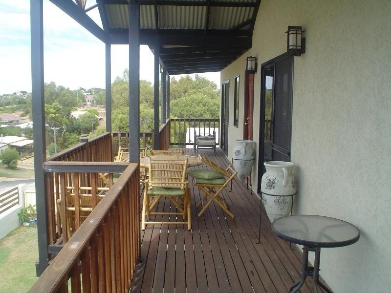 6 Siesta Street, Preston Beach WA 6215