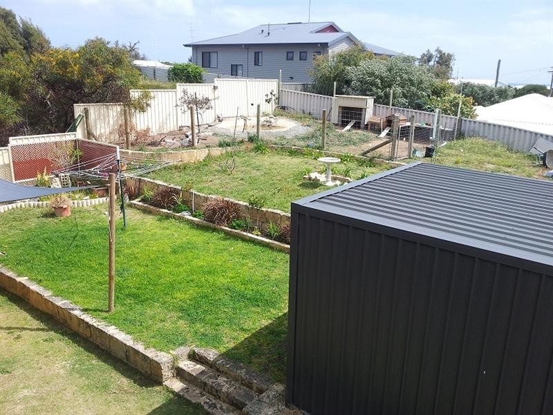 6 Siesta Street, Preston Beach WA 6215