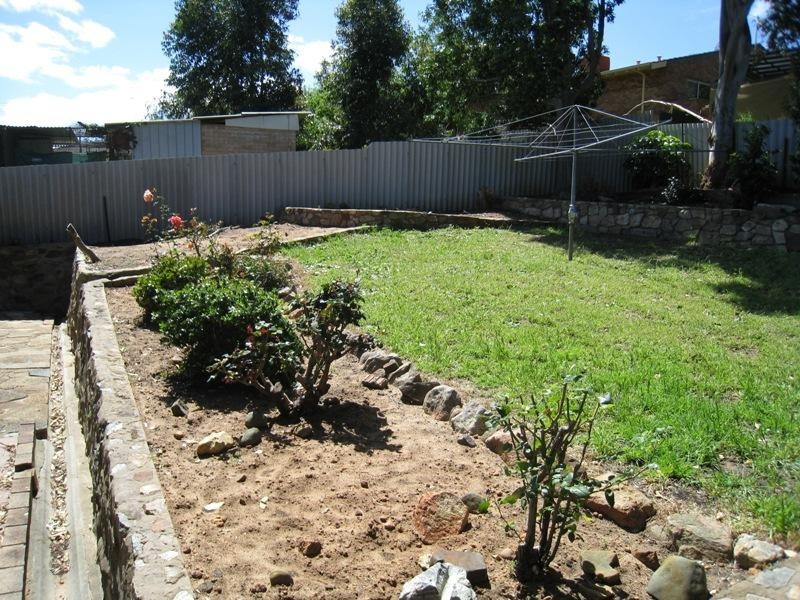 23 Merilee Terrace, Kelmscott WA 6111