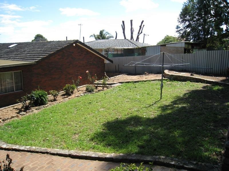 23 Merilee Terrace, Kelmscott WA 6111