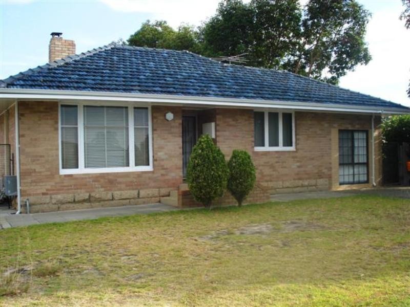 42 Fremantle Road, Gosnells WA 6110