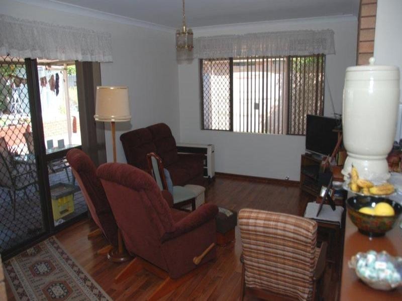 27 Hannan Place, Huntingdale WA 6110