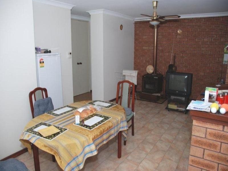 27 Hannan Place, Huntingdale WA 6110