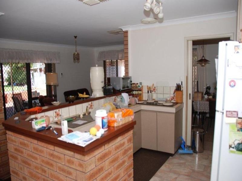 27 Hannan Place, Huntingdale WA 6110