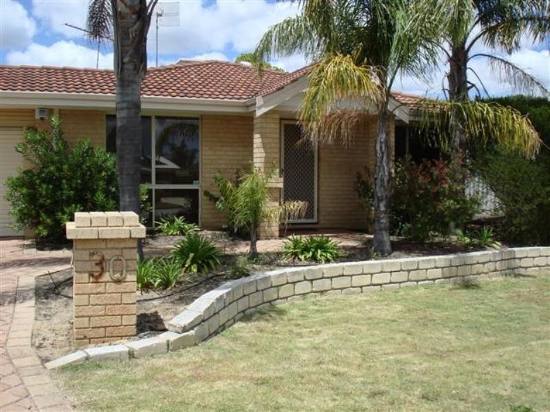 30 Chamberlain Way, Armadale WA 6112