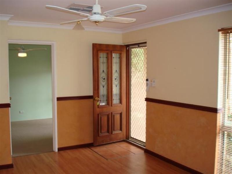 30 Chamberlain Way, Armadale WA 6112