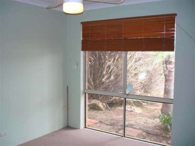 30 Chamberlain Way, Armadale WA 6112