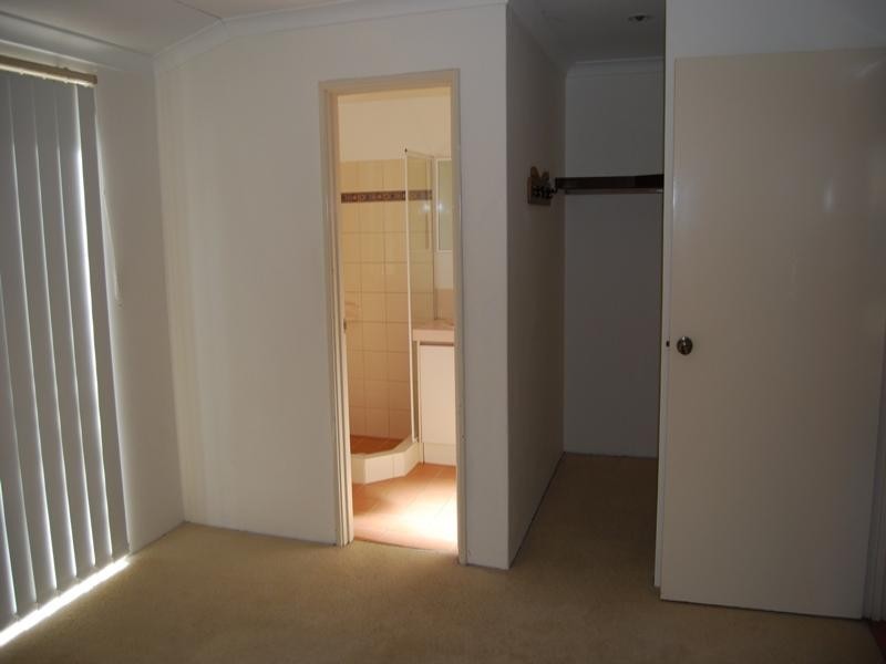 102A James Street, Gosnells WA 6110