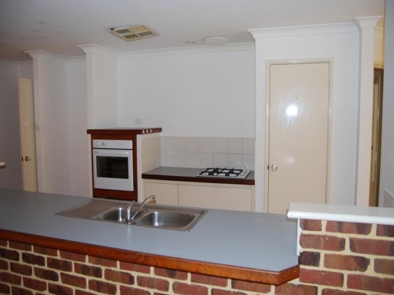 102A James Street, Gosnells WA 6110