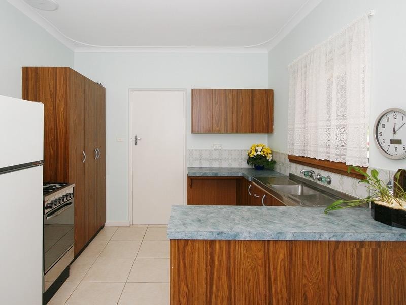 268 Spencer Road, Thornlie WA 6108