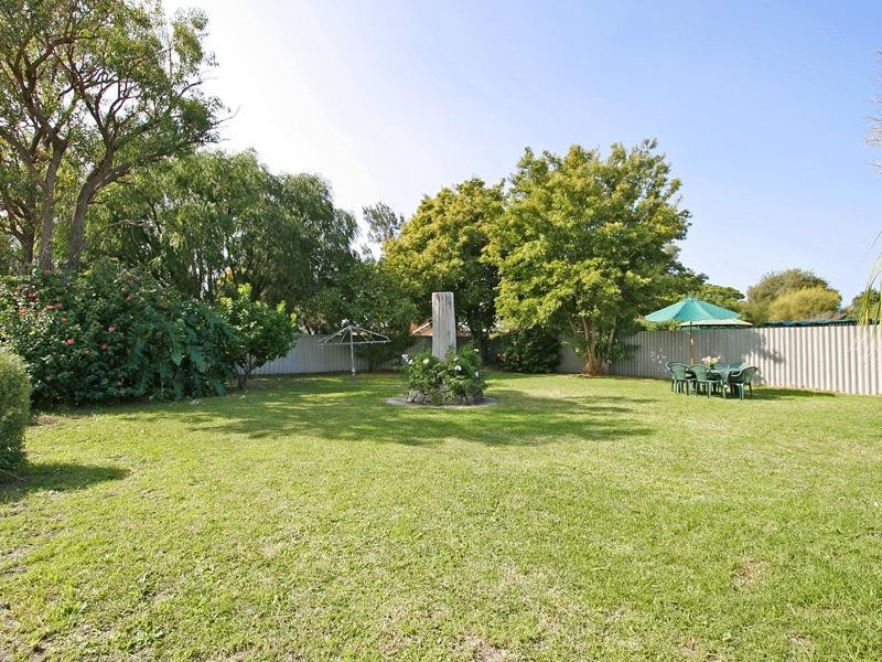 268 Spencer Road, Thornlie WA 6108