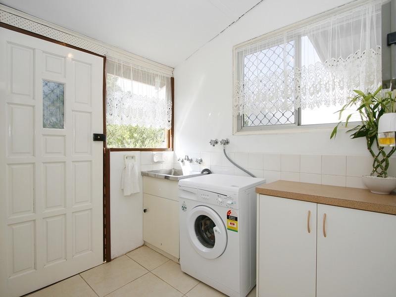 268 Spencer Road, Thornlie WA 6108