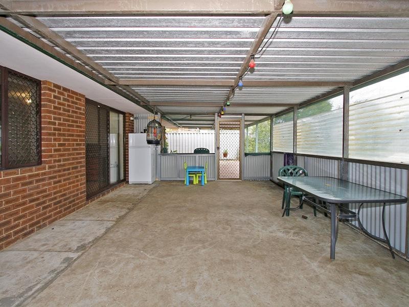 105 Ashburton Drive, Gosnells WA 6110