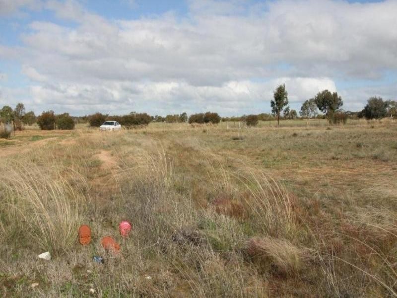 15 Limbourne Street, Merredin WA 6415