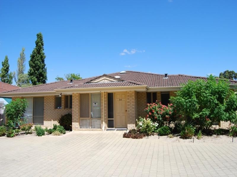 2/65 Wheatley Street, Gosnells WA 6110