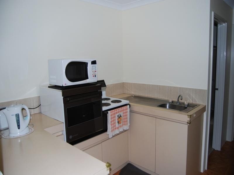 2/65 Wheatley Street, Gosnells WA 6110