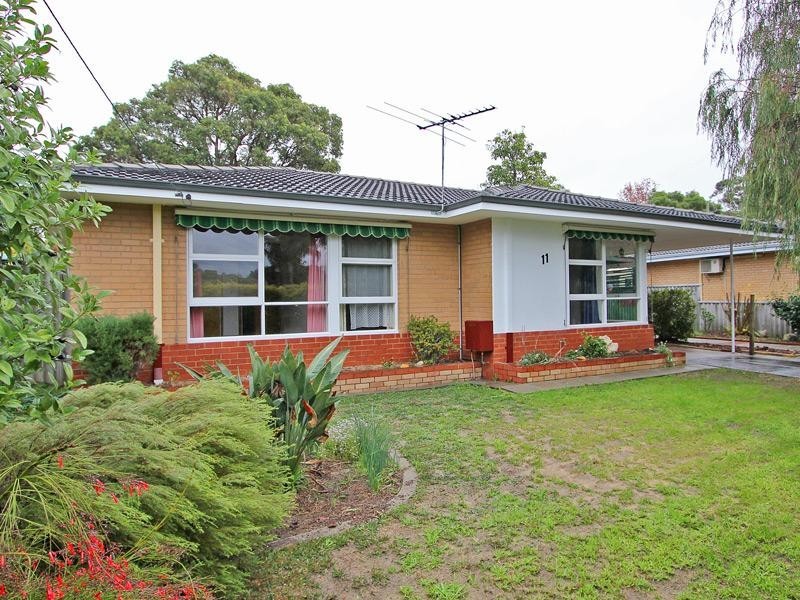 11 Norman Street, Gosnells WA 6110