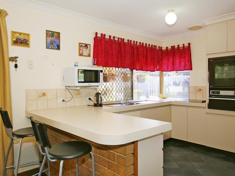 29 Ashburton Drive, Gosnells WA 6110