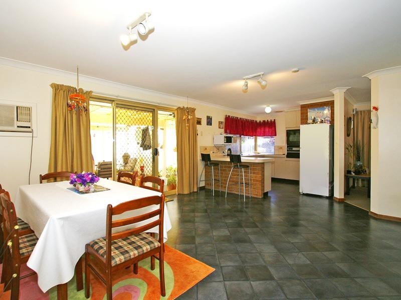 29 Ashburton Drive, Gosnells WA 6110