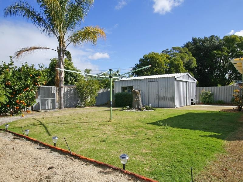 29 Ashburton Drive, Gosnells WA 6110