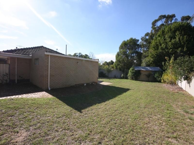 2 Rex Street, Gosnells WA 6110