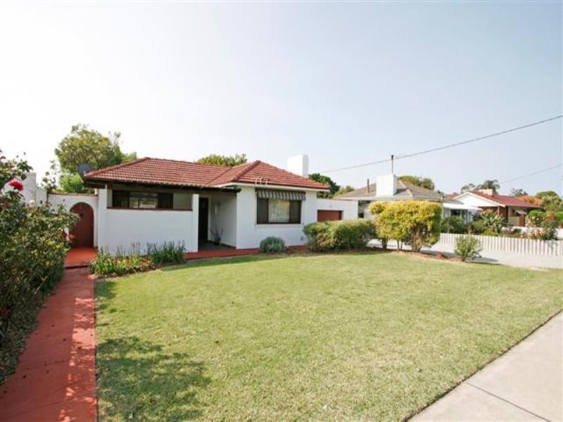 268 Spencer Road, Thornlie WA 6108