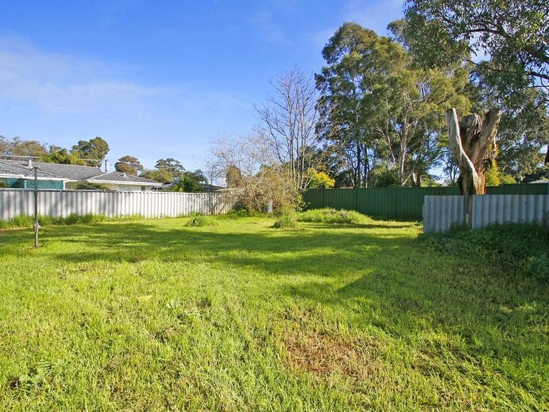 7 Oscar Street, Armadale WA 6112