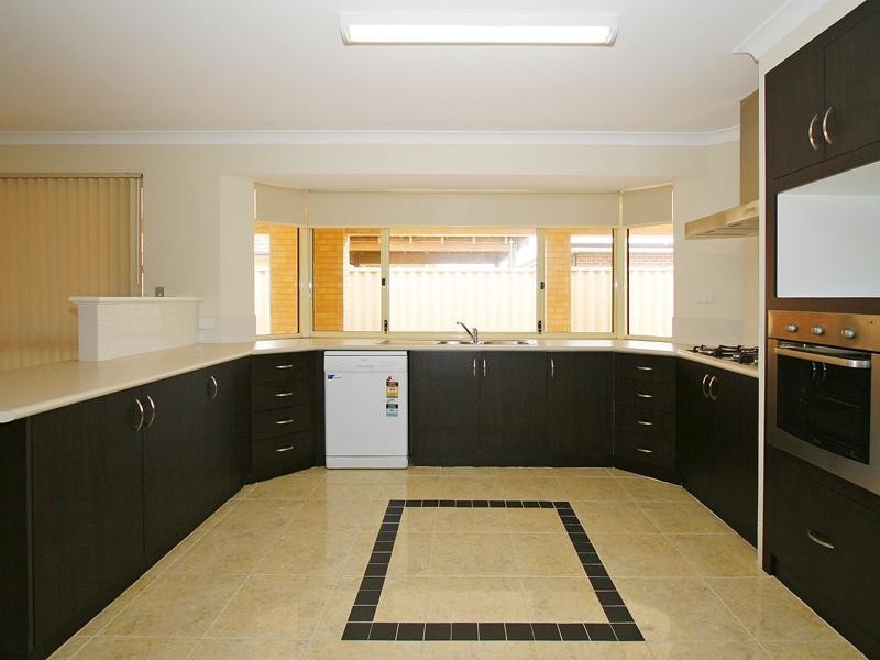 113 Aurora Drive, Atwell WA 6164