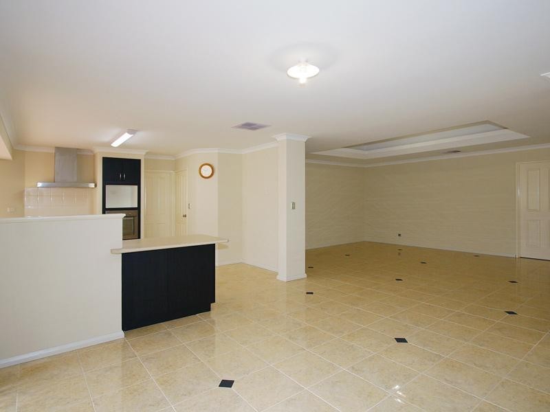 113 Aurora Drive, Atwell WA 6164