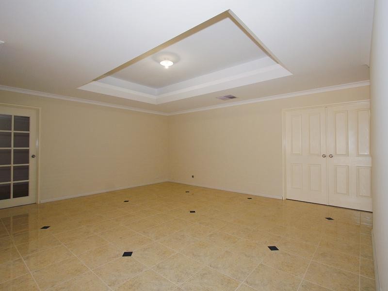 113 Aurora Drive, Atwell WA 6164