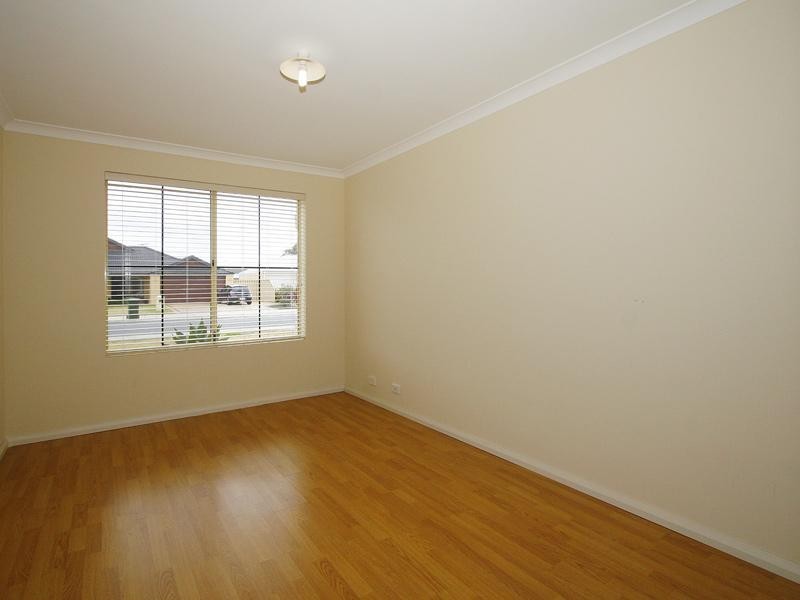 113 Aurora Drive, Atwell WA 6164