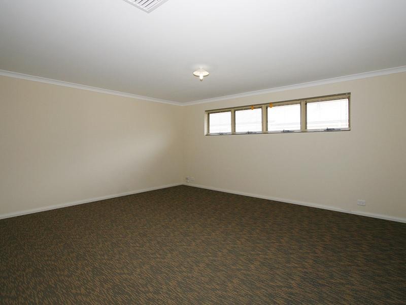 113 Aurora Drive, Atwell WA 6164